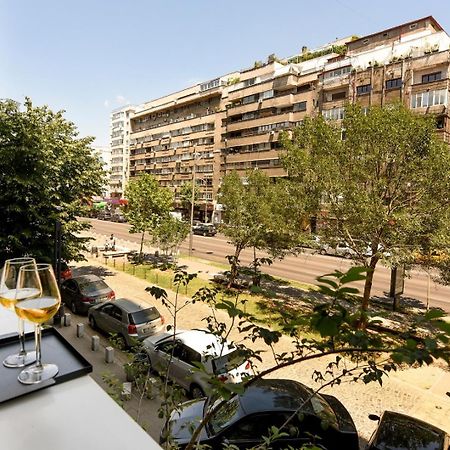 Downtown Oasis: Central Apartments With Cozy Charm Bucharest Exterior photo